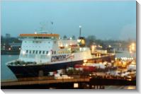 Portsmouth (200-09-06) Commodore Clipper  quai (photo Patrick Neveu)